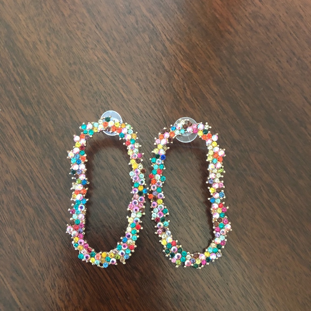 Multicolored oval rhinestone earrings